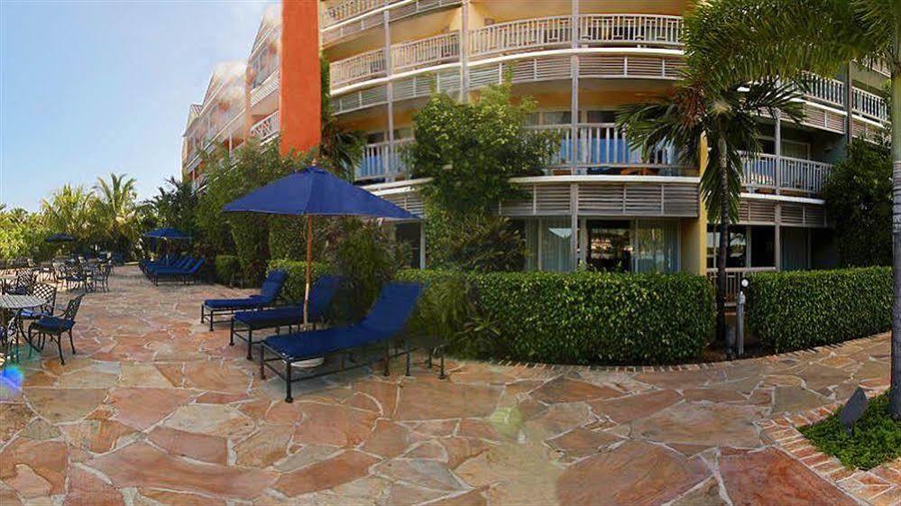 Pelican Bay Hotel Freeport Buitenkant foto